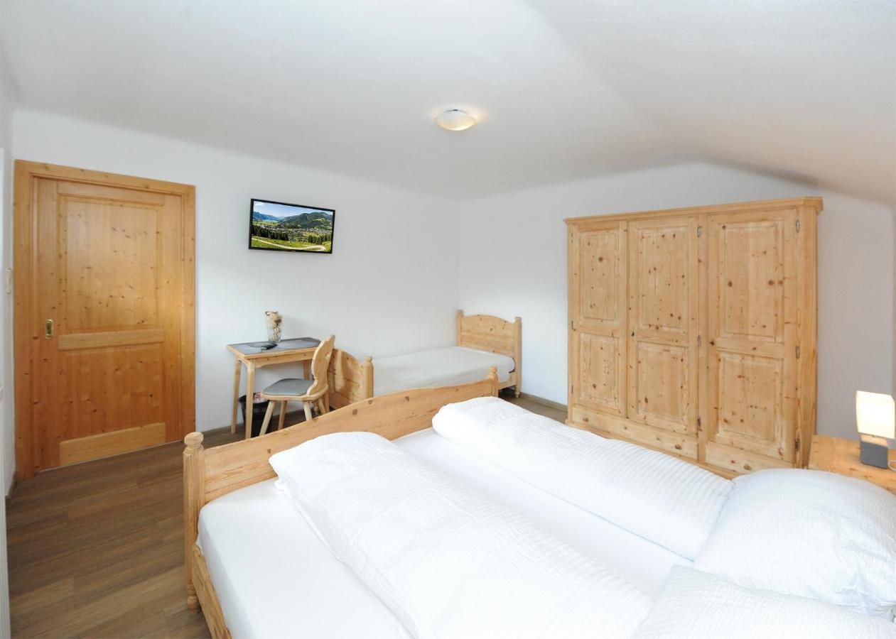 Chalet Gloria - Doppel- Und Mehrbettzimmer Bruck an der Grossglocknerstrasse Ngoại thất bức ảnh