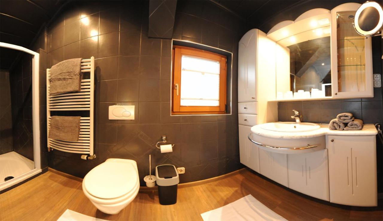 Chalet Gloria - Doppel- Und Mehrbettzimmer Bruck an der Grossglocknerstrasse Ngoại thất bức ảnh